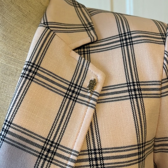Tommy Hilfiger button from Plaid Jacket with elbow patch size 6 - Picture 5 of 10
